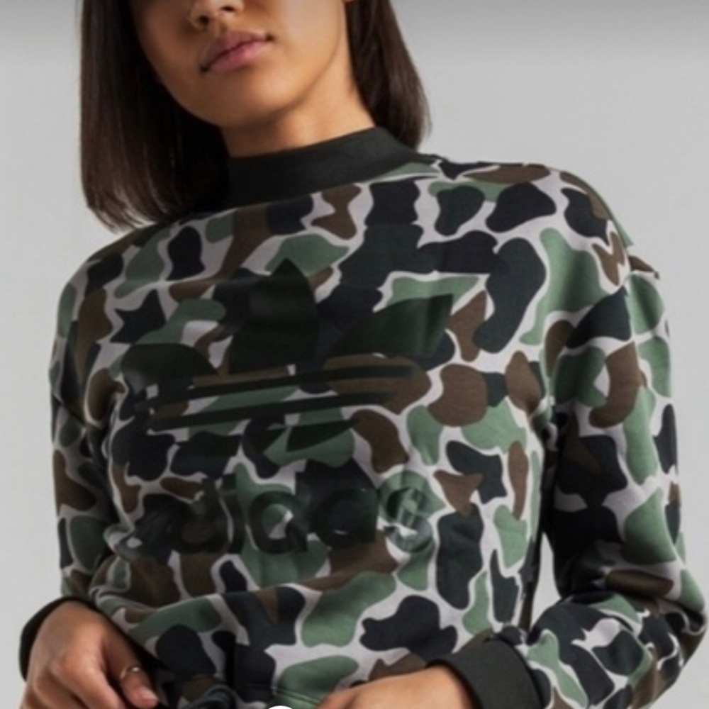 Adidas cropped camo sweatshirt